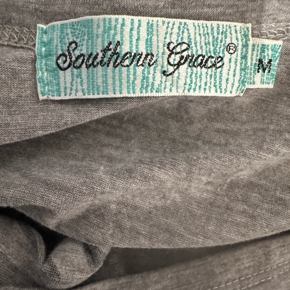 Southern Proper Gray and White Graphic Tee - Medium - Picture 3 of 3